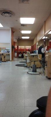 Charlie's Corner Of Hair Designs