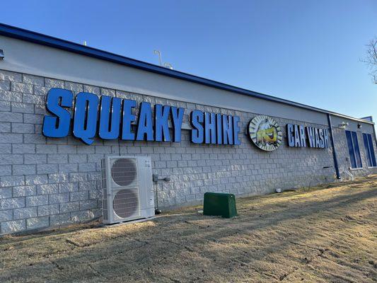 Squeaky Shine Car Wash