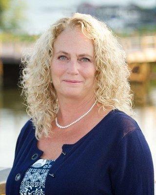 Tracy Fritzler - Barrett Financial