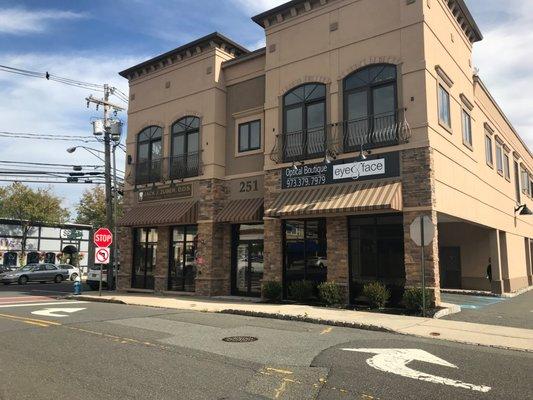 Jack J. Zuber, DDS - Springfield Dentist - Exterior