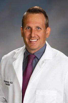Dr. Makarewicz