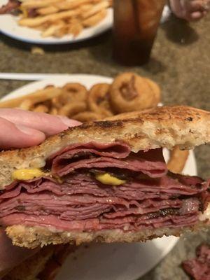 Look at all the pastrami!