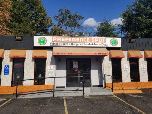 Wings, Burgers, Dog, sandwiches