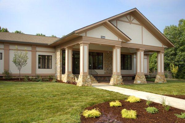 Lake Holiday community clubhouse