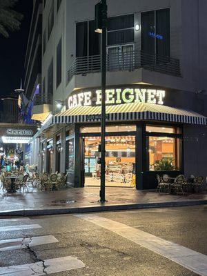 Cafe Beignet