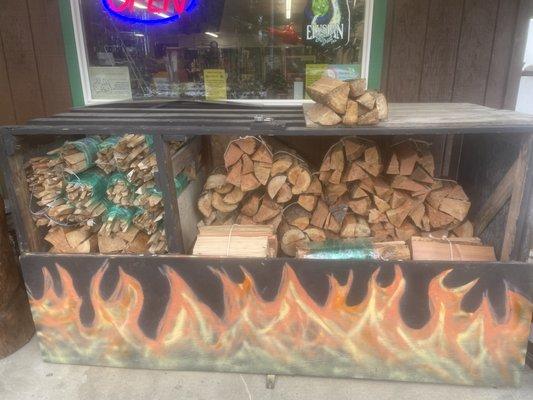 Lake Cushman Grocery