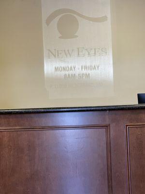 I wonder if this reflection at reception was on purpose?