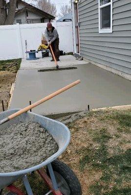 Tom's Lawn Care and Handyman Service