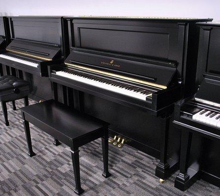 Picarzo Pianos