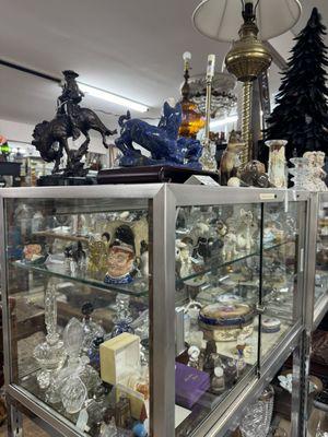 Old Blue House Antique Shop