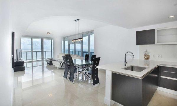 Jade Beach Sunny Isles