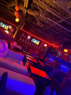 LUXX SPORT HOOKAH LOUNGE