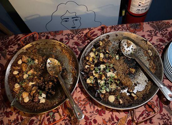 vegetarian and meat paella