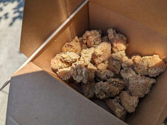 Basil popcorn chicken