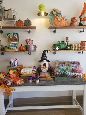 CoCo's Candy and Creamery