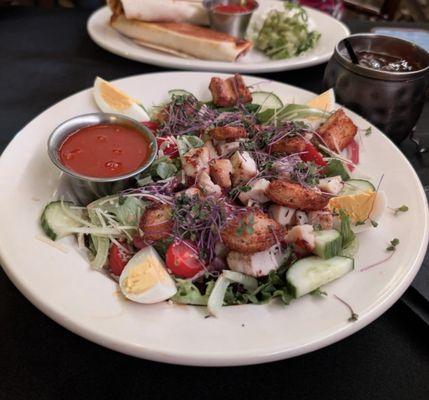 Cellar salad with grilled chicken