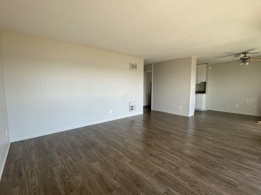 Seamless sheet vinyl in our units!