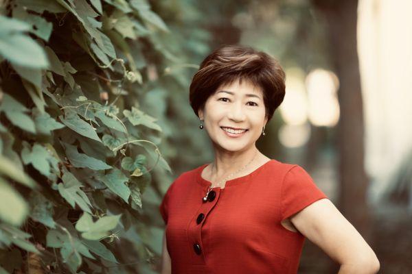 Vivian Wang - Coldwell Banker Realty