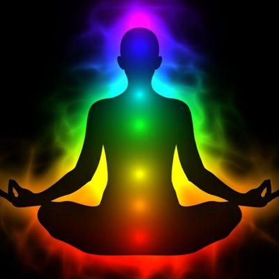 A Reader & Advisor by Anna