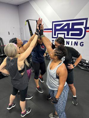 F45 Training Park West AZ
