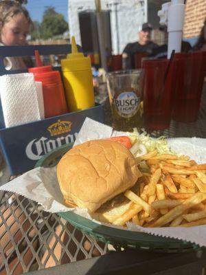 JDub’s Hangout Bar And Grill