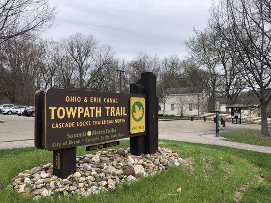 Cascade Locks Trailhead North