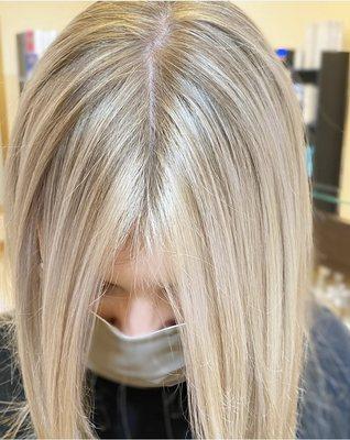 Highlights with soft root shadow by Melonie