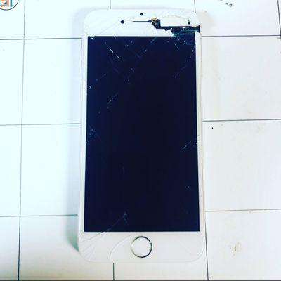 We repair screens while you wait! Setup an appointment today!