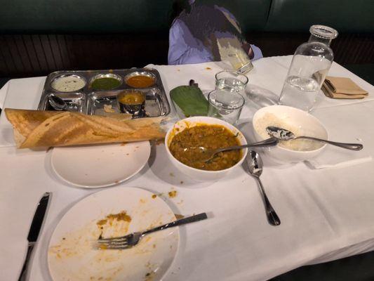Plain dosa and Chana masala AFTER I was full (so it was a lot)