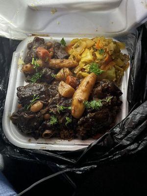 Mango's Caribbean Grill Food Truck