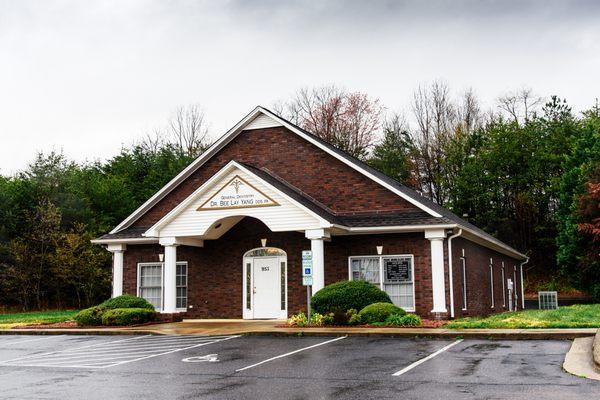 Bee Lay Yang, DDS, PA