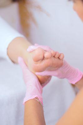 Please call or book your reservations online at Luxenailsspasandiego.com before we full booked.