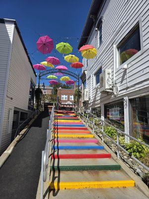 Pollyanna Gateway is a public right of way across the street from the library/statue