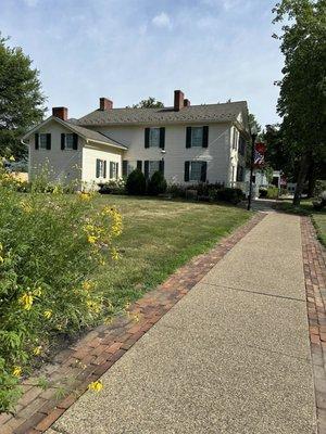 Sherwood-Davidson House