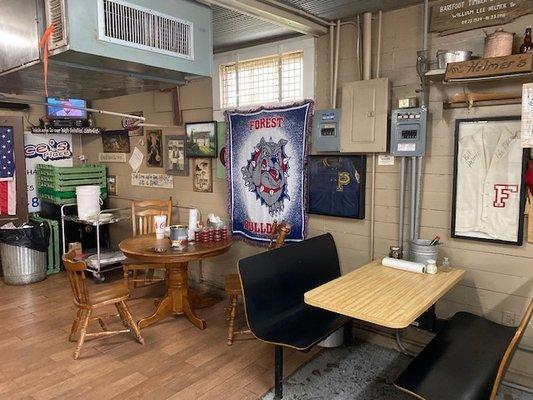 Helmer's Country Store