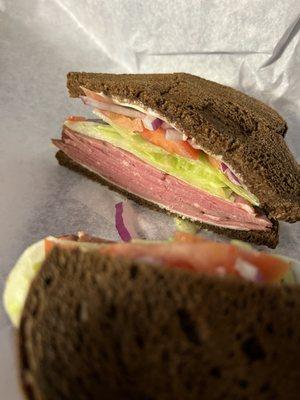 Roast beef on rye