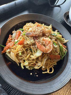 Lo Mein Garlic with shrimp