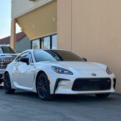 Premium Ceramic Tint on this GR86