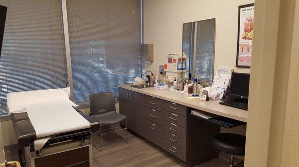 Olansky Dermatology & Aesthetics
