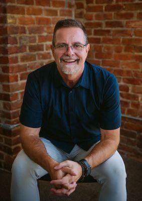 With 24 years in real estate, a flawless 5.0 from 209 reviews, & 58 home sales last year, Dave Kimbrough brings expert care to every client