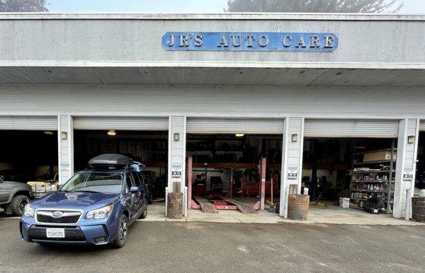Jr's Auto Care Center