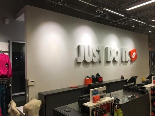 Nike Outlet Store Monroe, OH