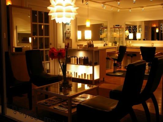 Linda Gee Beauty...Organic hair and nails.