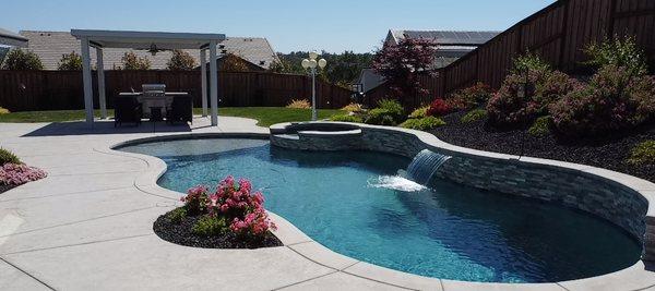 ProScapes Design Pool Landscape
