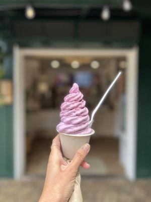 Kid's size mixed berry with vanilla.