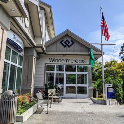 Our office is now right downtown on Winslow Way! Stop by and say hello. Please be aware that we're following CDC safety guidelines.