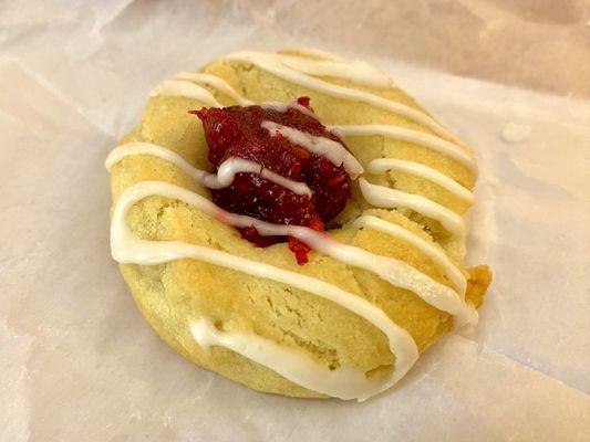 Lemon raspberry cookie