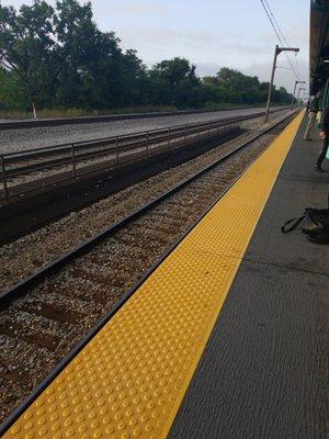 This is my EVERYDAY view. From the platform.