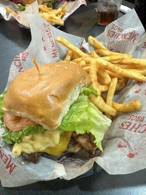 Mac & cheese burger. Added lettuce and tomato