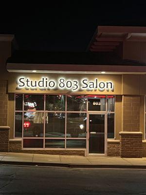 Studio 803 Salon